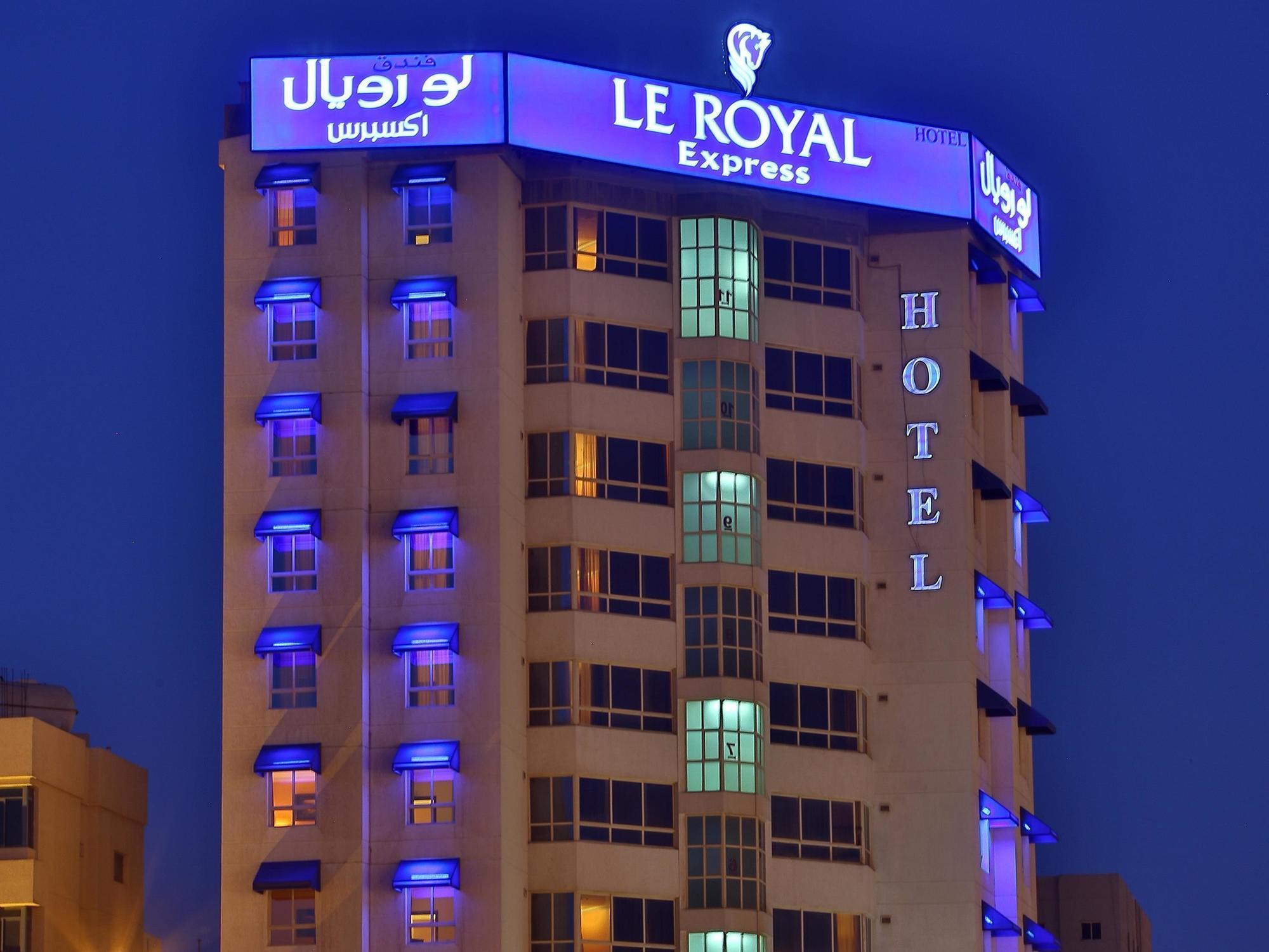 Le Royal Express Salmiya Hotel Exterior photo